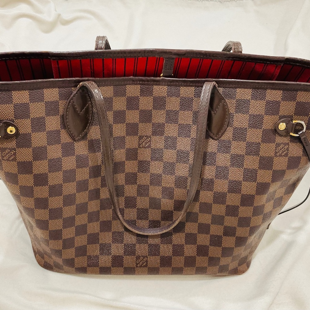 Authentic Louis Vuitton Neverfull MM Tote – Damier Ebene Cerise Interior